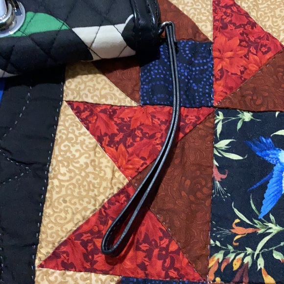 Vera Bradley Imperial Rose Pattern Wallet Wristlet - Picture 9 of 13